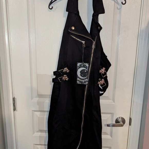 Killstar Stretch Denim Anti-Club Moto Dress with Bat Buckles XXL BNWT Goth Punk - Picture 2 of 3